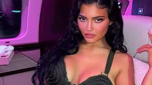 Kylie jenner details where she stands with tyga 4 years after breakup. Kylie Jenner Super Proud To Launch New Kylie Skin Products Archyworldys