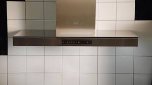Der dunstabzug passt sich automatisch der kochaktivität an. Aeg Kopffreihaube Dvb5960 Mit Hob Hood Funktion Otto