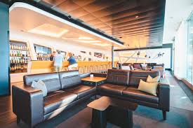 Aeroplan super elite, aeroplan 75k and 50k members as well as their qualifying guests may access the domestic maple leaf lounges at airports in canada and the u.s. How To Access Airport Lounges Without Flying First Class
