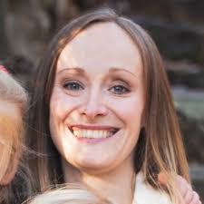 Sarah Chilcote's Instagram, Twitter & Facebook