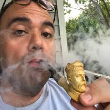 First time smoking a 120-year-old clay coronation pipe