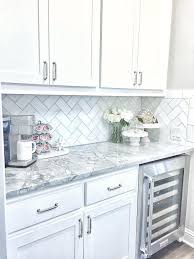 Love The Counters And Blacksplash Kitchen Renovation Cost Modern White Kitchen Cabinets White Modern Kitchen