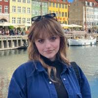 80+ perfiles de «Teuta»