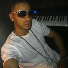 Stream Armando Colon music