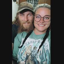 What is the best cleaner to clean glass shower doors and remove soap scum?