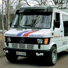 Pin By Rafael Buono On Merci Tn Mercedes Truck Mercedes Camper Mercedes Bus