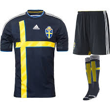 Buy the new sweden football shirts including shorts, socks and training kit. Sweden Away Kit 2014 Kids Www Unisportstore De