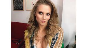 Join facebook to connect with agnieszka kaczorowska and others you may know. Agnieszka Kaczorowska Na Zdjeciu Ktore Oczarowalo Jej Meza Chodzi O Biust