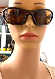 OAKLEY BROWN MONSTER DOG (O5-013) SUNGLASSES WITH HARD CASE