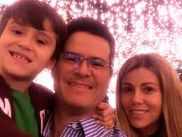 Tamales taiwaneses con hojas de Filipinas