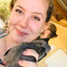 Anna Forrester (@abanarner)