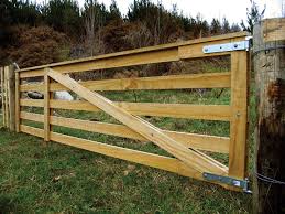 Ecoliving Farm Gates Goldpine In Sizing 1440 X 1080 Farm Gate Wooden Gates Driveway Fence Construction