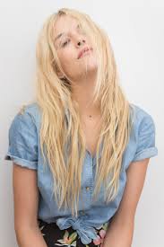 Ashley Smith Got Off The Plane Like This | Into The Gloss