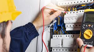 Identifier les risques électriques et s'en préserver. Habilitation Electrique Reglementation 2020 Nouveautes Nf C 18 510 A1
