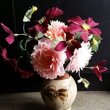 An Empty Dummy To Be Filled With 256 Pages Of Paper Flower Goodness Paperflowers Clematis Flower Paper Flowers Flowers