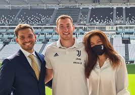 Get dejan kulusevski latest news and headlines, top stories, live updates, special reports, articles, videos, photos and complete coverage at mykhel.com. You Will Be Surprised What He Does This Is The Girlfriend Of The New Star Of Juventus Dejan Kulushevski Photo Free Press