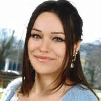 Laura Rohr's Instagram, Twitter & Facebook