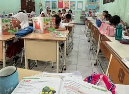 Polda Jatim Tangkap 2 Tersangka Penyebar Video Porno Artis dan Model -  Super RadioSuper Radio