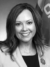 Tracy Brigham's Instagram, Twitter & Facebook