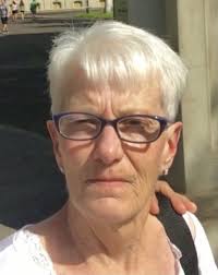 Leanne Grabowski's Instagram, Twitter & Facebook