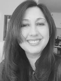 Hi I'm Elaine 59 years old! And I'm single!