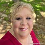 Shirley Pardee's Instagram, Twitter & Facebook