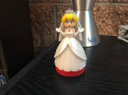 Princess peach™ presides over the mushroom kingdom from her huge castle. Peach Wedding Amiibo