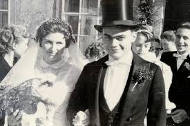 Maybe you would like to learn more about one of these? Diamantene Hochzeit Ehe In Der Ddr Und Danach