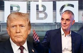 Woman, 22, shares glam selfie