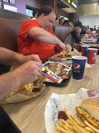 Ich habe dieses projekt gestartet, da es zwar zahllose aktienfonds gibt, aber keiner mich so zufriedengestellt hat, dass ich gerne mein eigenes geld dort investiert hätte. Kentucky Fried Chicken Dusseldorf Ankunftsbereich B Dusseldorf Flughafen Menu Preise Restaurant Bewertungen Tripadvisor