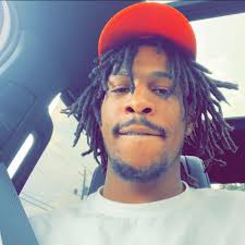 Hello DBGT Fan Group Just imagine if this was a new timeline where Vegeta  through struggling with Frieza achieved SSJ then Goku arrives to help with  this final form King Cold 😎