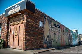 Nashville used music is nashville's oldest operating music store. Carter Vintage Guitars Downtown Nashville