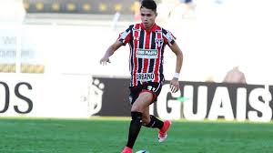 Il commence le football dans le club de mirassol, il est appelé avec l'équipe première en 2013 sans toutefois jouer. Mirassol Constroi Ct Com Dinheiro De Venda De Luiz Araujo Arquibancada Tricolor