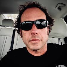 Matt Watts (@MrClownRoberts) • Facebook