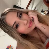 Mia Rojas's Instagram, Twitter & Facebook