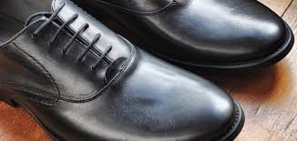 تفسير حلم ضياع الحذاء في المنام بالتفصيل، تفسير رؤية ضياع الحذاء للعزباء تفسير رؤية ارتداء حذاء ضيق في الحلم دليل على التعرض لأزمة مالية. ØªÙØ³ÙŠØ± Ø­Ù„Ù… Ø­Ø°Ø§Ø¡ Ø§Ø³ÙˆØ¯ Ù…ÙˆØ¶ÙˆØ¹
