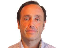 Dr. Manuel Navarro Zurita: especialista en Nefrología en Málaga