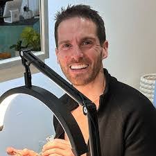 Timothy Stilson's Instagram, Twitter & Facebook