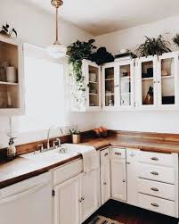 It's so durable that it will dull your knives fairly quickly, so you do still need to use a cutting board. 23 Butcher Block Kitchen Countertops With Pros And Cons Comfydwelling Com