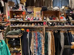 湘南T-SITEに個性的な“古着屋”が集結、ヴィンテージアクセサリーや雑貨も - ファッションプレス
