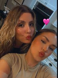 LIV (@livyyxh) • Threads, Say more