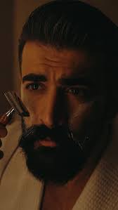 🚨 GIVEAWAY ALERT 🚨, Together with @official.benjaminbarber we are giving  one lucky person the chance to win this products for a value of 6000 SEK ,  .Classic 3-delars Rakset Wood