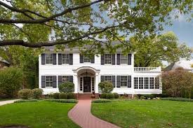 915 South Main Street Wheaton Il 60189 Estate Homes House Styles Real Estate