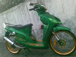 Modifikasi beat pop warna hijau toscayukk buruan di tonton dan subcribemaaf klo ad slh editingnya hehehehejgn lupa like,comment,share,and subcribe agar. Motor Drag Beat Warna Hijau Toska Motor Drag Beat Warna Hijau Toska Tromol Belakang Tromol Duta Reproa 2010 Sumber Dutarepro Blogspot Com