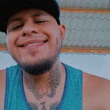 Saluuud! Alexis Vega celebró un gol del Toluca bebiendo un trago de cerveza  que unos fans de San Luis le aventaron de las gradas 😅😱