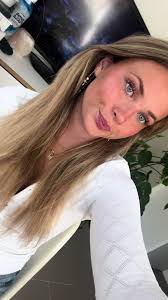 Svarer @Laura Jensen opdateret makeup rutine til dem der har spurgt🌼🌼🌼  (få produkter er modtaget i reklamergave eller pr)