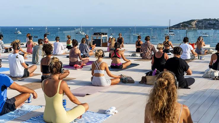 Yoga retreat list escape
