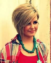 Choosing the right type of hairstyle suiting the shape of your face can make there are haircuts for round faces men, which add both dimensions and angles to the face and have a #33: 25 Beautiful Short Haircuts For Round Faces 2017