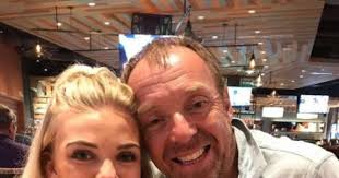 Amy jumps out of plane for dad who beat cancer