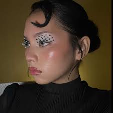 One Dot Coverage Skintint Review with @Glad2Glow.ph